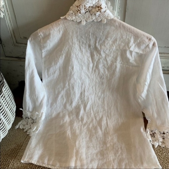 POL Floral Embroidery Woven Top with Lace Trim
